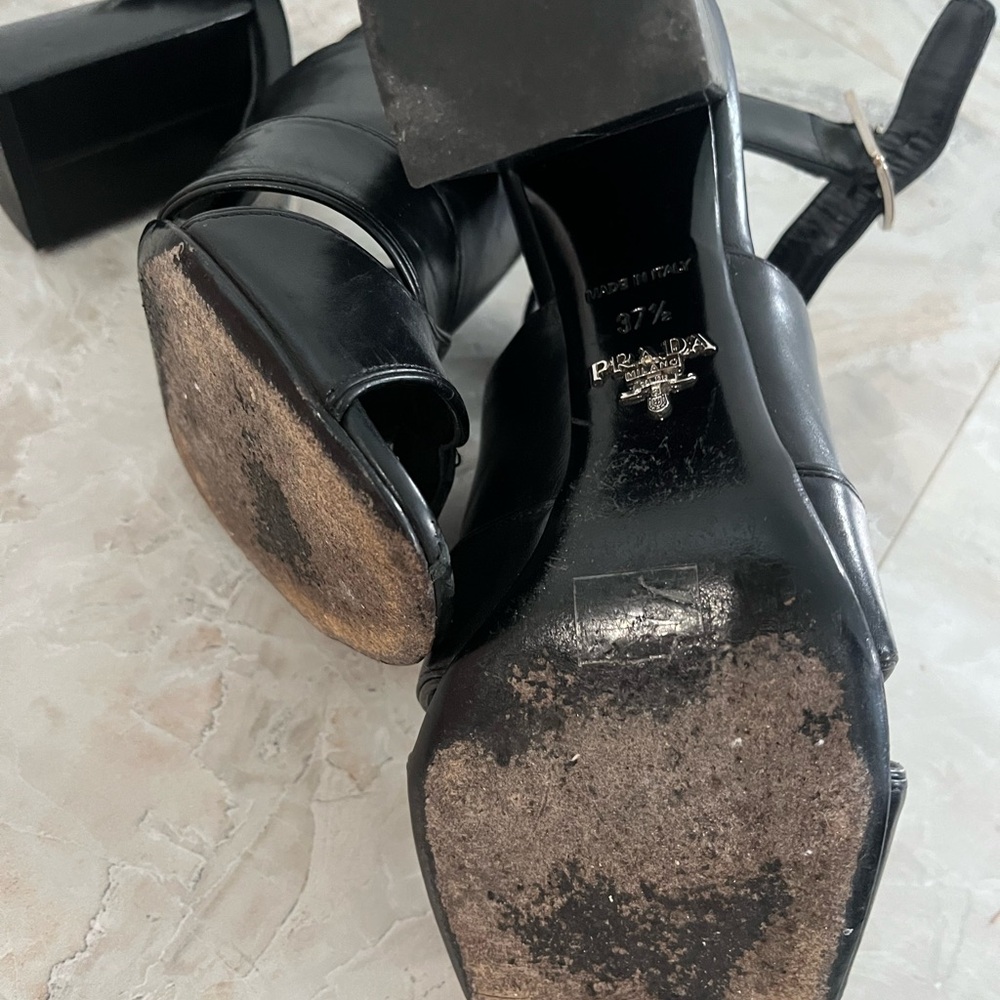Prada Black Sandals with Modern Architectural Design - Picture 6 of 6